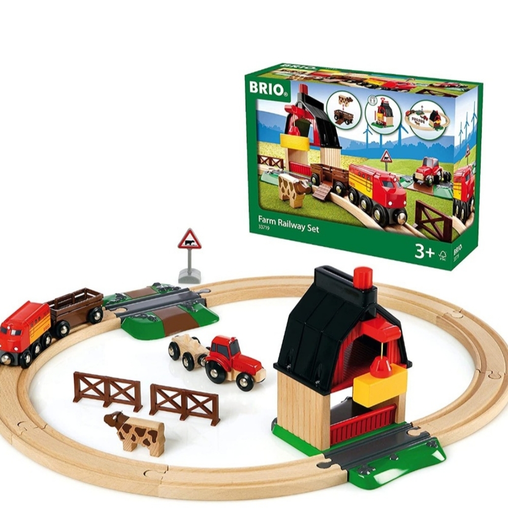 Brio Farm Railway Set 33719 Brand New